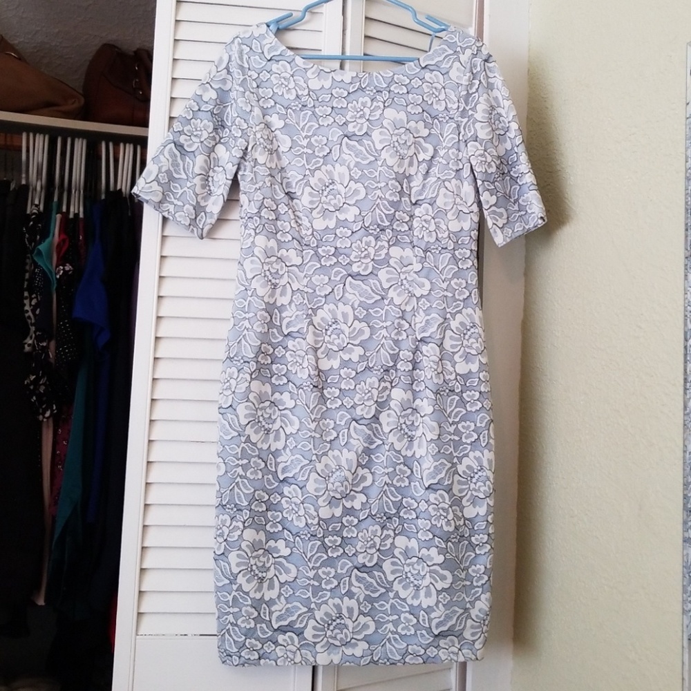 Eliza J size 10 blue and white floral sheath dress